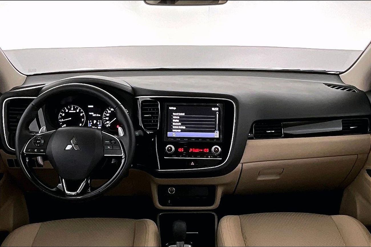 Mitsubishi Outlander GLX Midline | 1 year free warranty | 0 Down Payment