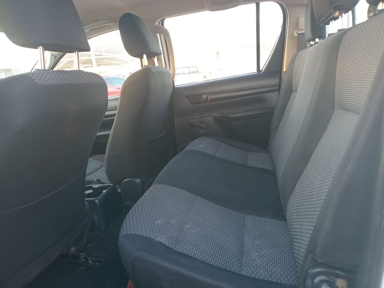 تويوتا هيلوكس DC 2.4L 4WD DIESEL MANUAL TRANSMISSION