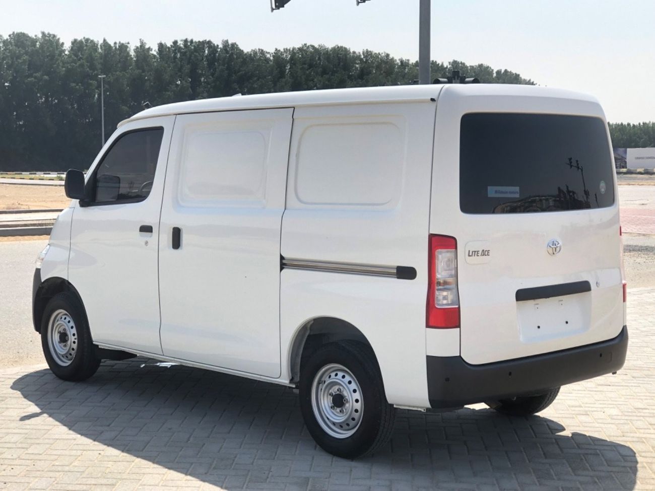Toyota Lite Ace Toyota Lite Ace 2023(1.5L Full Automatic) Van petrol,included vat