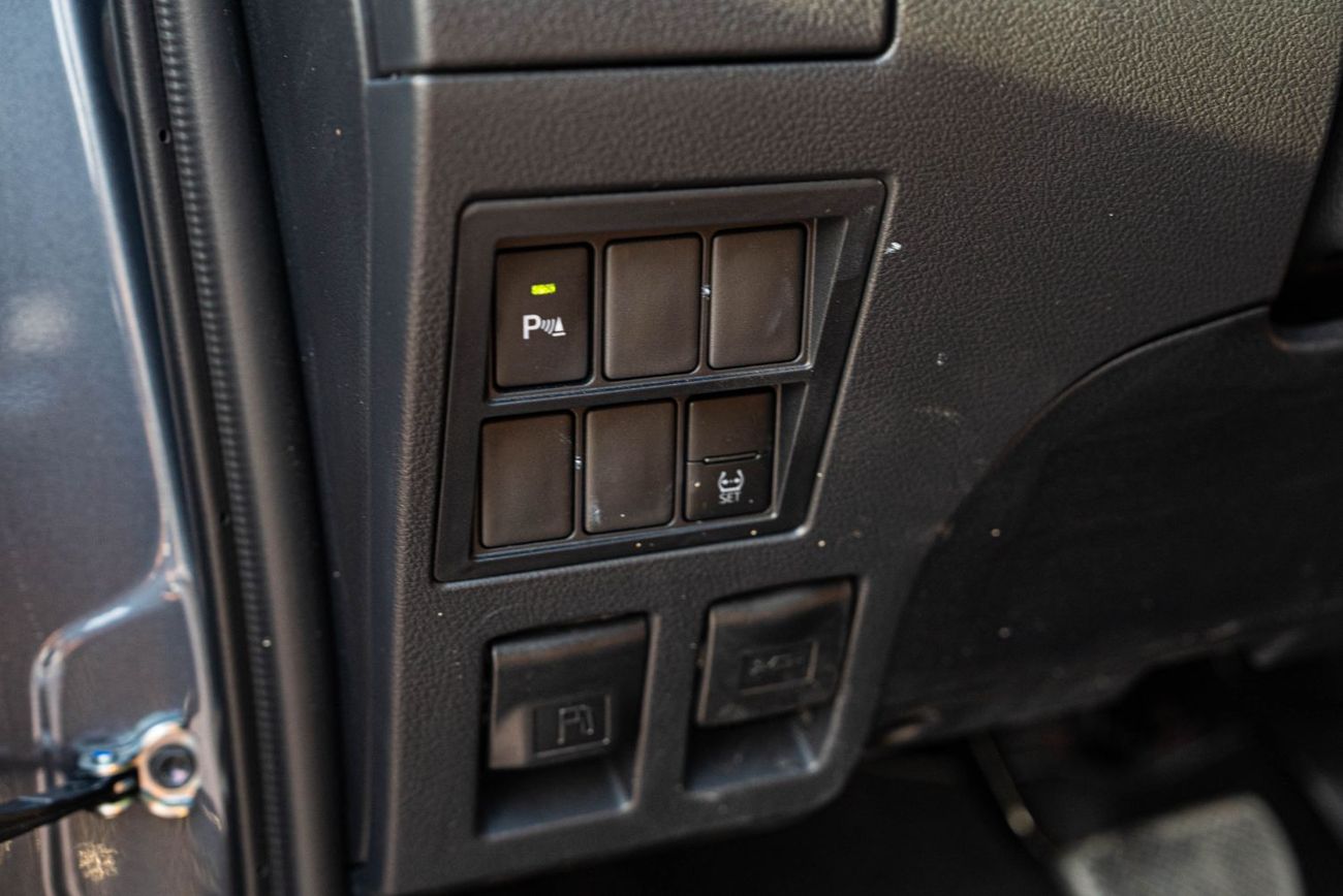 تويوتا فورتونر 2024 Toyota Fortuner HI 2.7 - Grey Mettalic Inside Quartz | Export Only