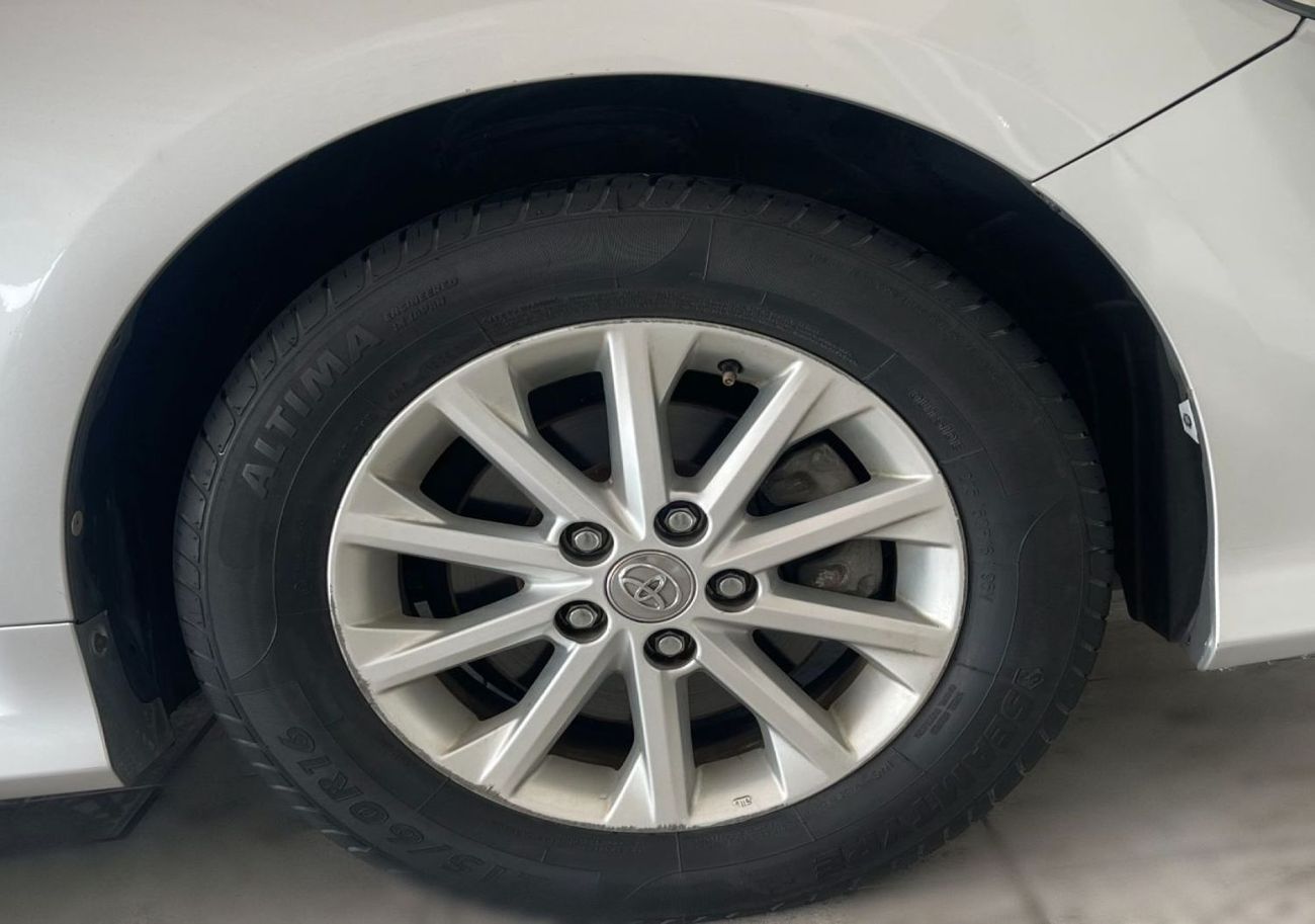 Toyota Camry SE 2.5L-4CYL  EXCELLENT CONDITION LOW KILOMETER DRIVEN