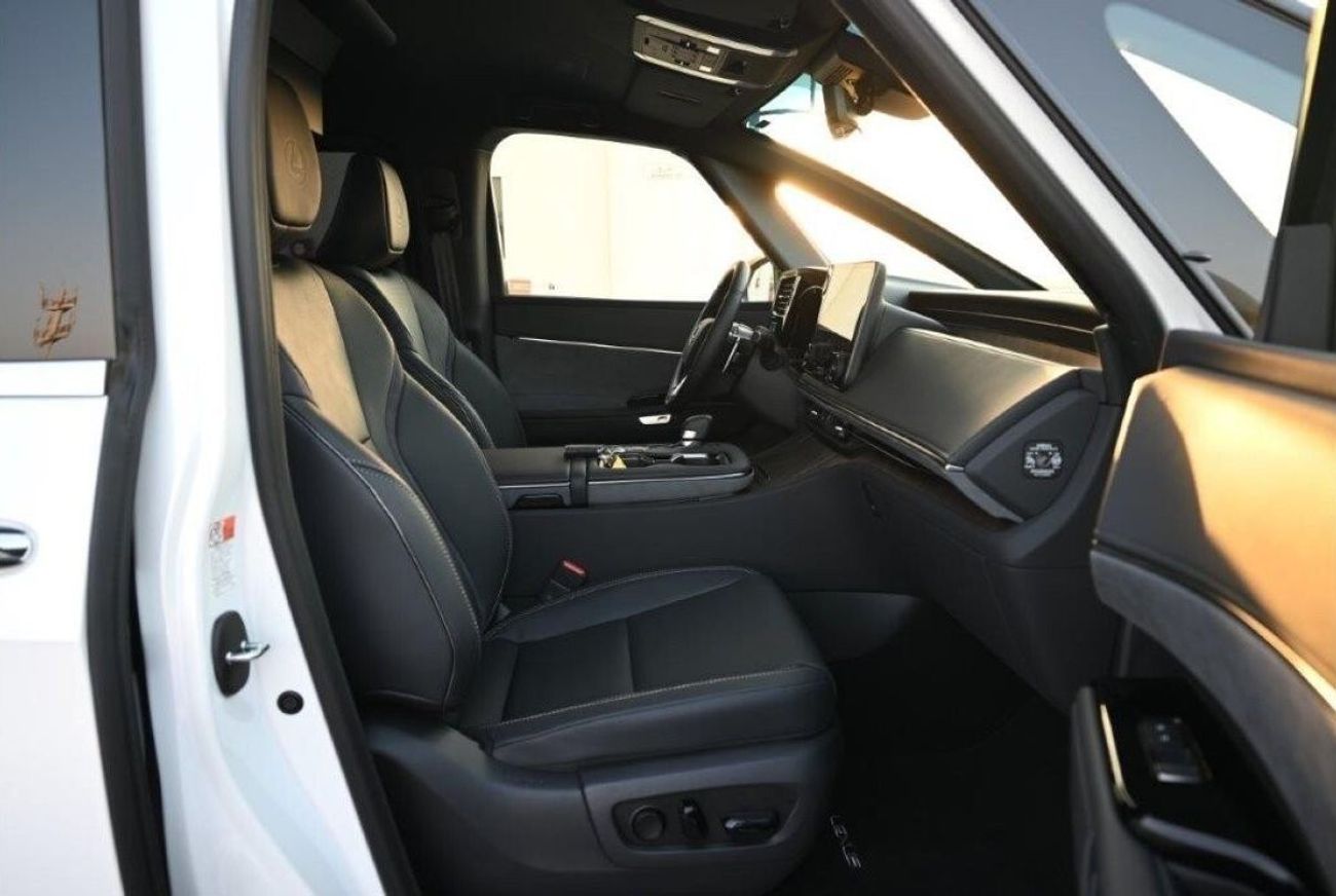 لكزس LM 350h 2.5L Hybrid E-CVT AWD  7 Seat Automatic