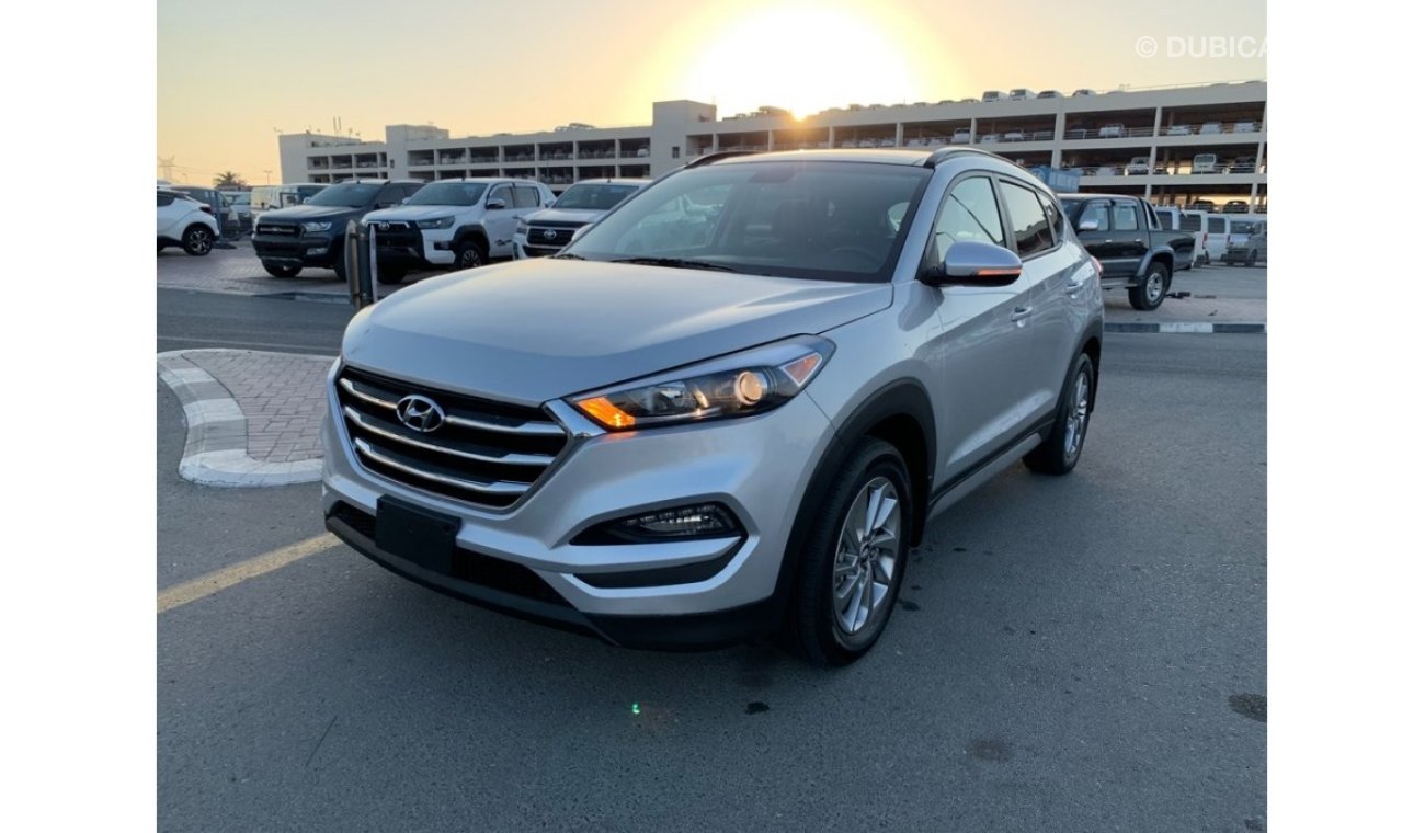 Hyundai Tucson PANORAMIC 4WD AND ECO 2.0L V4 2018 AMERICAN SPECIFICATION