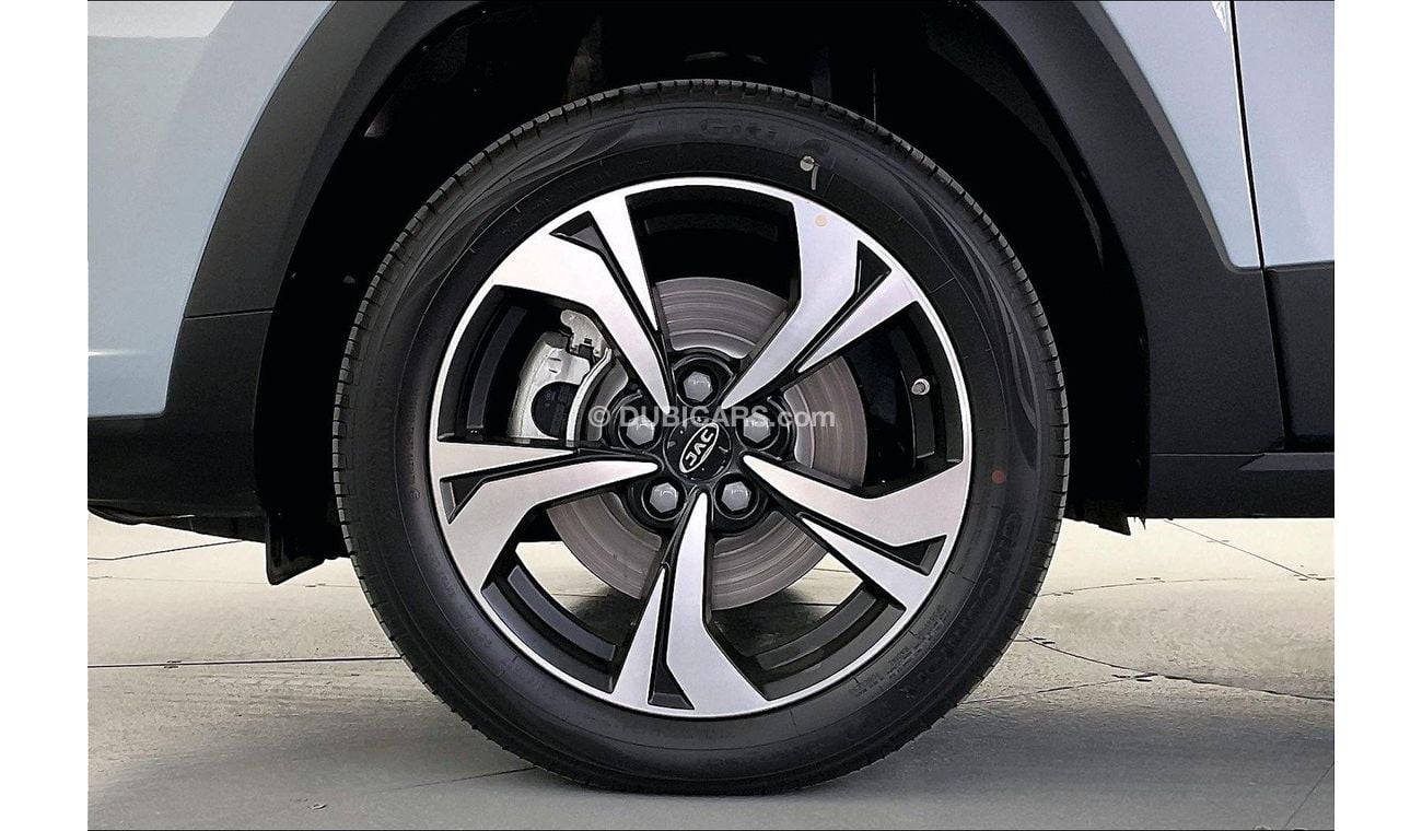 JAC JS4 Intelligent| 1 year free warranty | Exclusive Eid offer