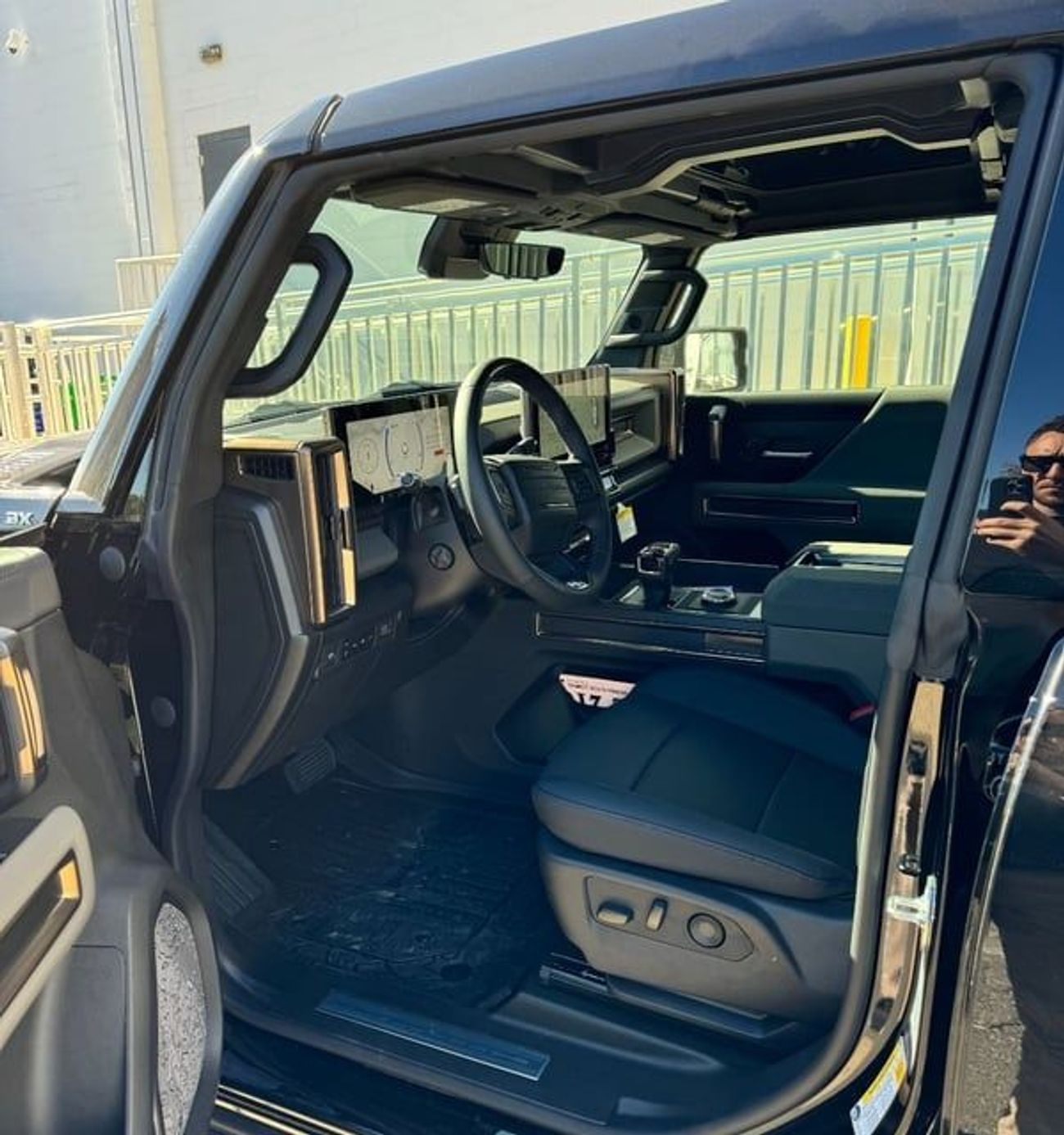 جي أم سي همر EV SUV 3X