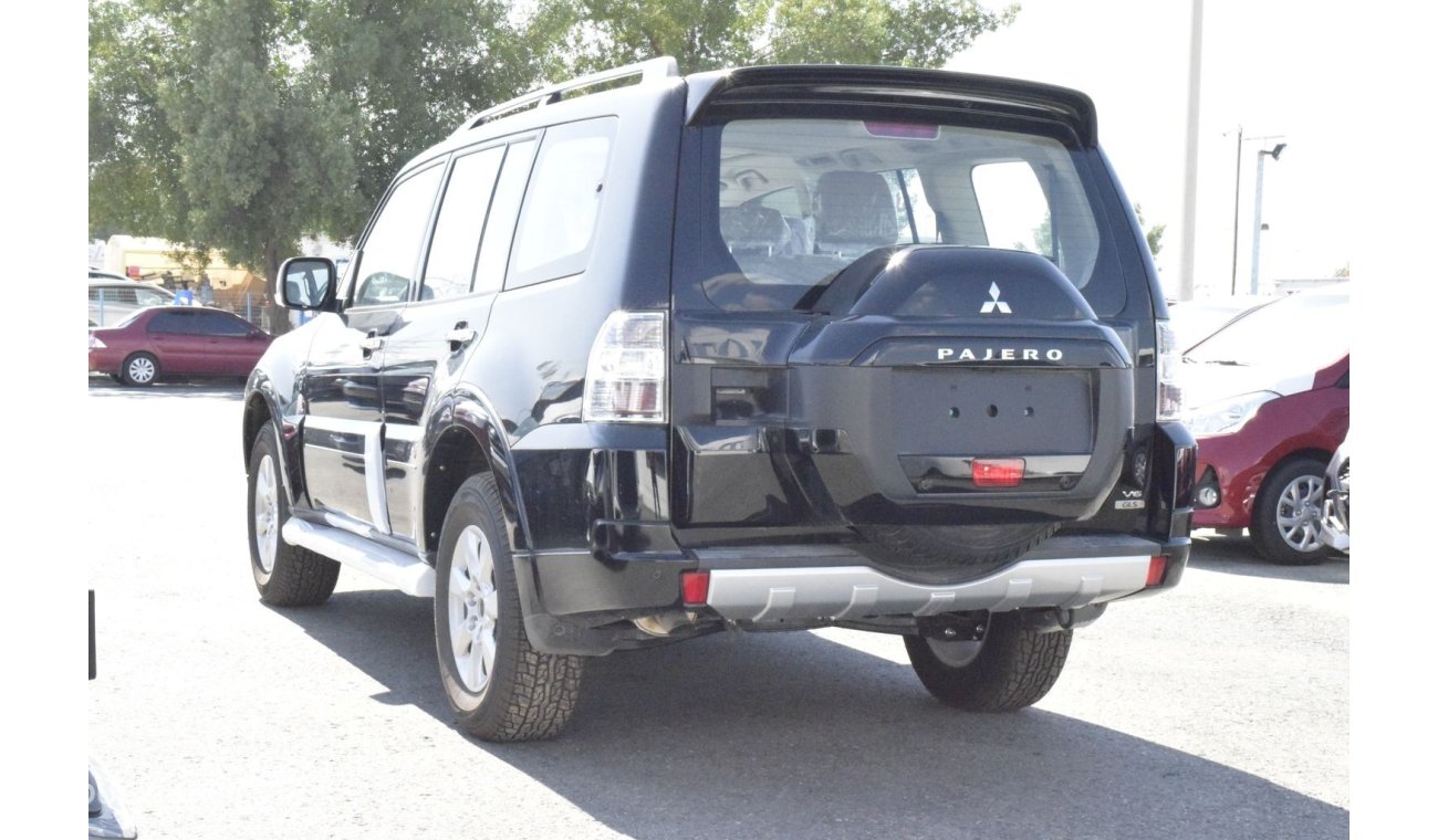 ميتسوبيشي باجيرو 3.5 L 2019 MODEL PETROL AUTO TRANSMISSION WITH SUNROOF ONLY FOR EXPORT