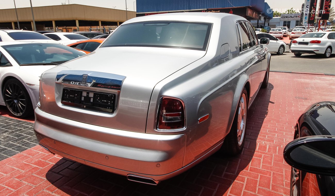 Rolls-Royce Phantom