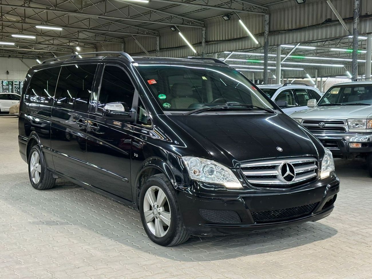 Mercedes-Benz Viano 2014 Mercedes-Benz Viano Trend (W639), 5dr MPV, 3.0L 6cyl Diesel, Automatic, Rear Wheel Drive.The ca