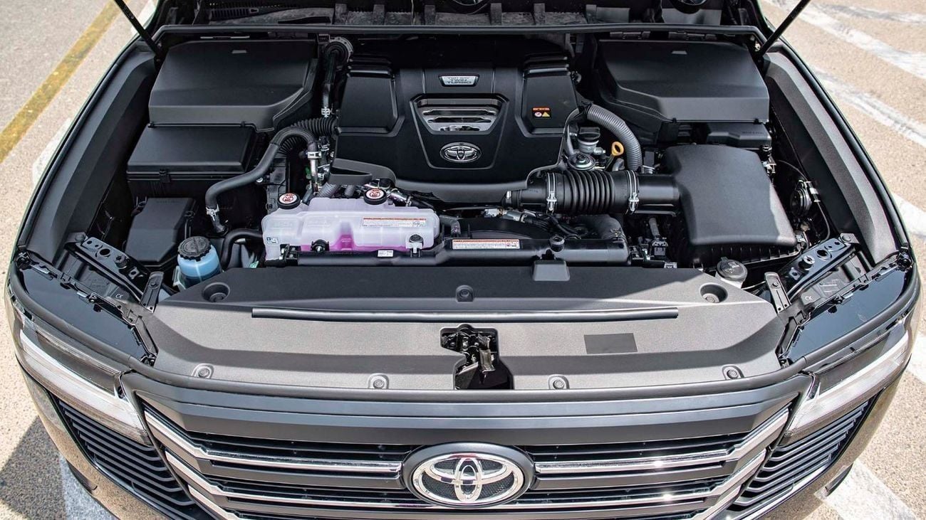 تويوتا لاند كروزر GXR Toyota land cruiser Lc 300 GXR 3.3D AT