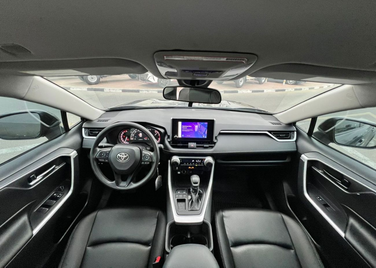 Toyota RAV4 2023 Toyota Rav4 LE Night Shade Edition - 2.5L V4 - Leather Seats With Radar - Low Mileage