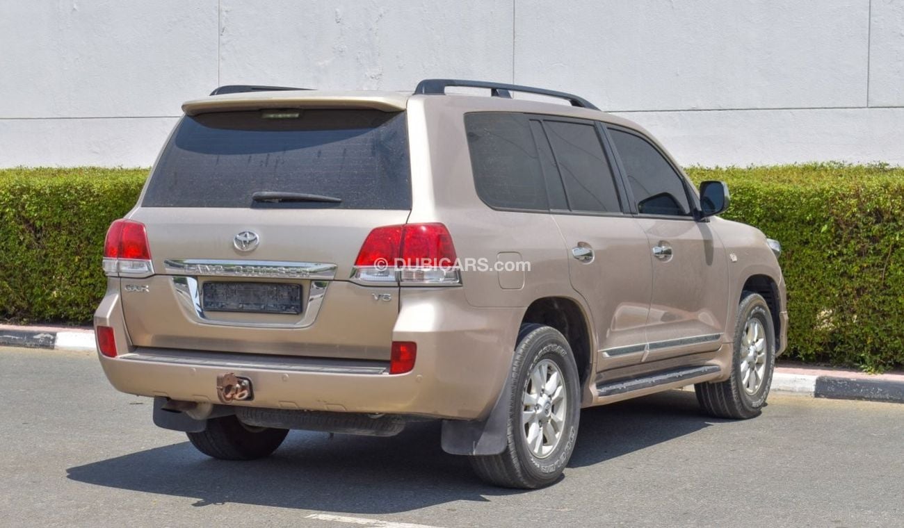Toyota Land Cruiser LC 200 - GXR V6 4.0L PETROL 2010 - 291000 KM