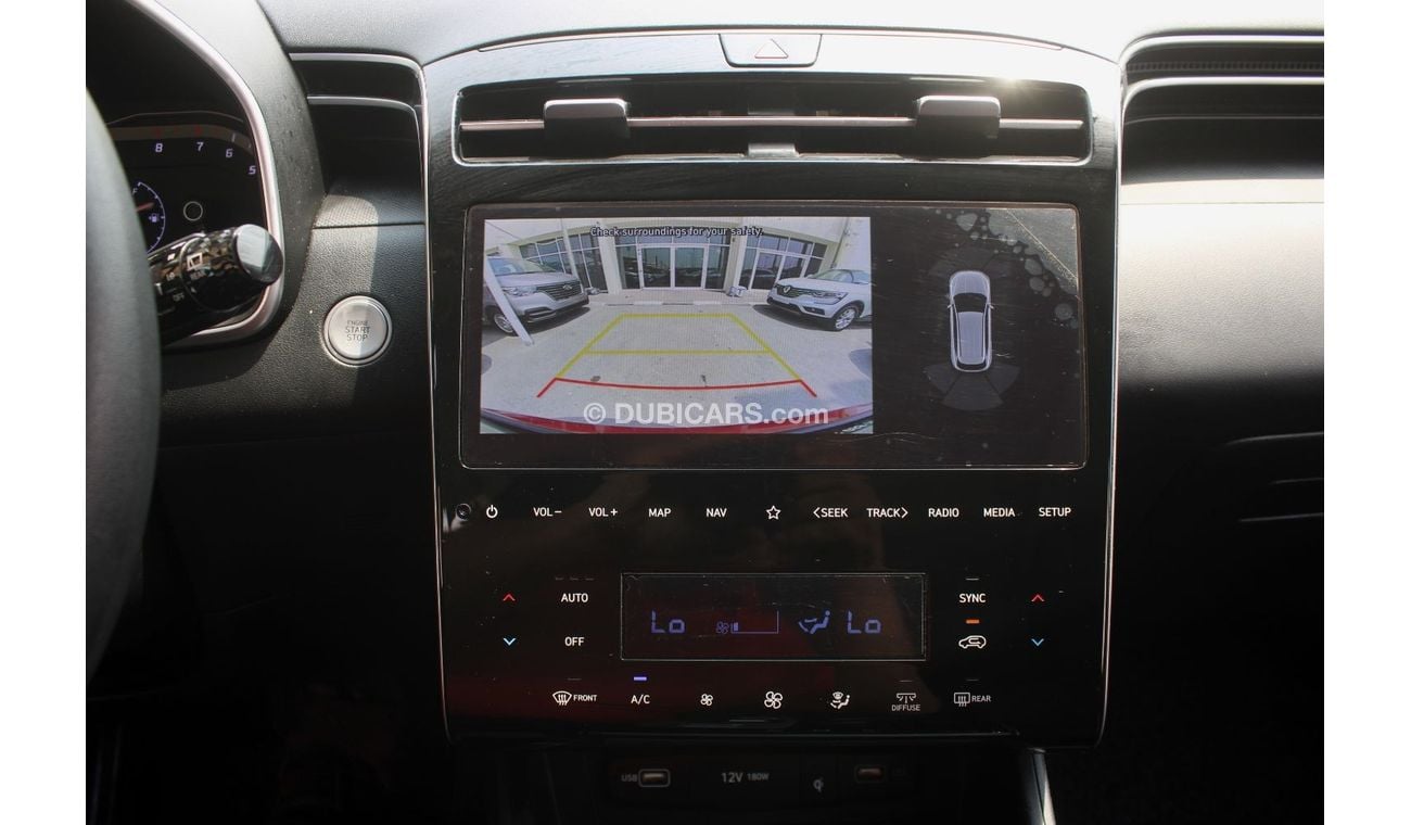 Hyundai Tucson ACCIDENTS FREE - GCC - ENGINE 1600 CC TURBO  - FULL OPTION  - SERVICE HISTORY - AGENCY MAINTAINED