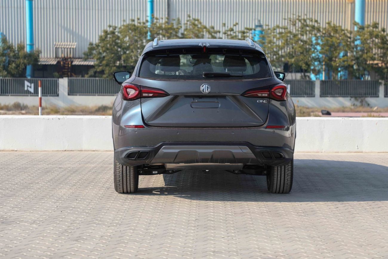 أم جي 1 2024 MG1 1.5 CVT LUXURY - رمادي أسود مزدوج طن من الداخل Black teche | تصدير فقط