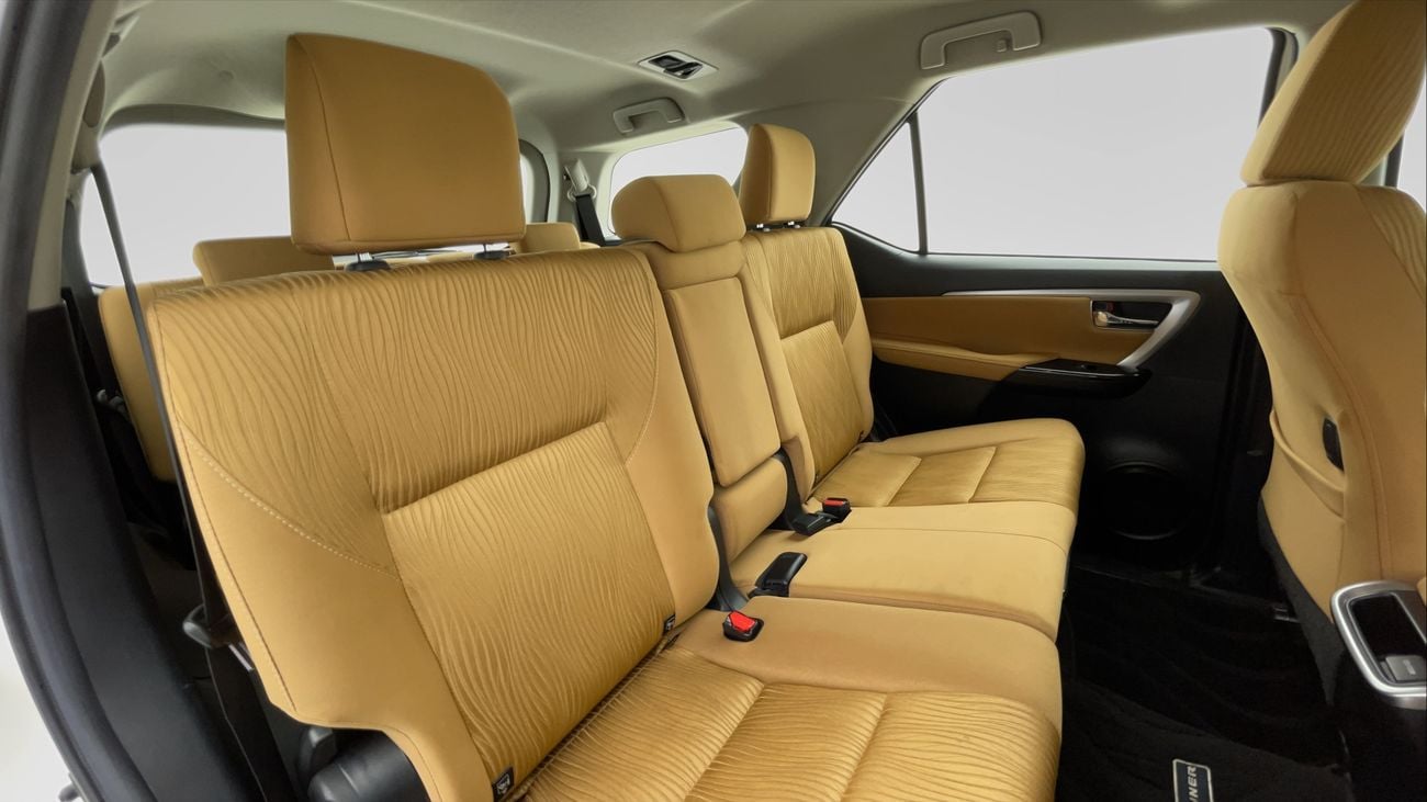 Toyota Fortuner GXR 4.0L (278 HP) GXR 4 | Zero Down Payment | Home Test Drive