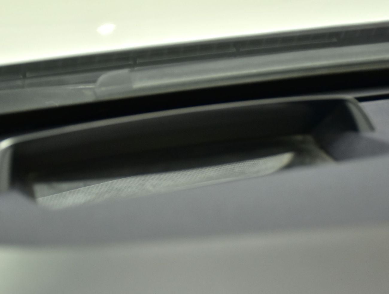 مرسيدس بنز S 550 EXCELLENT DEAL for our Mercedes Benz S550 ( 2016 Model ) in White Color American Specs