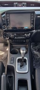 تويوتا هيلوكس SGLX TOYOTA HILUX 2.4L DIESEL DOUBLE CABIN 4X4 FULL OPTION MY 2025