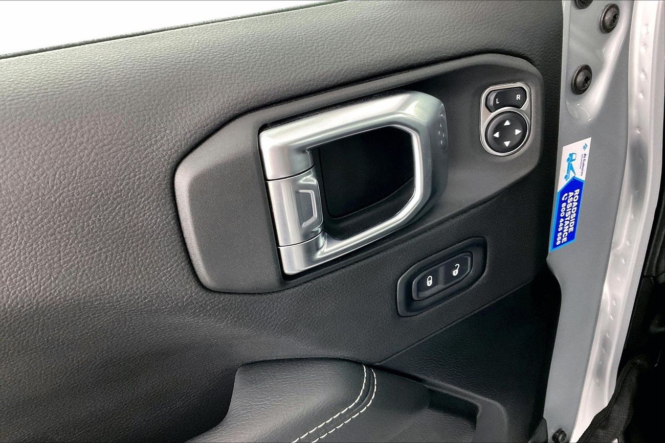 Mercedes-Benz CLS 350 Premium+ (AMG Package) | 1 year free warranty | 0 Down Payment