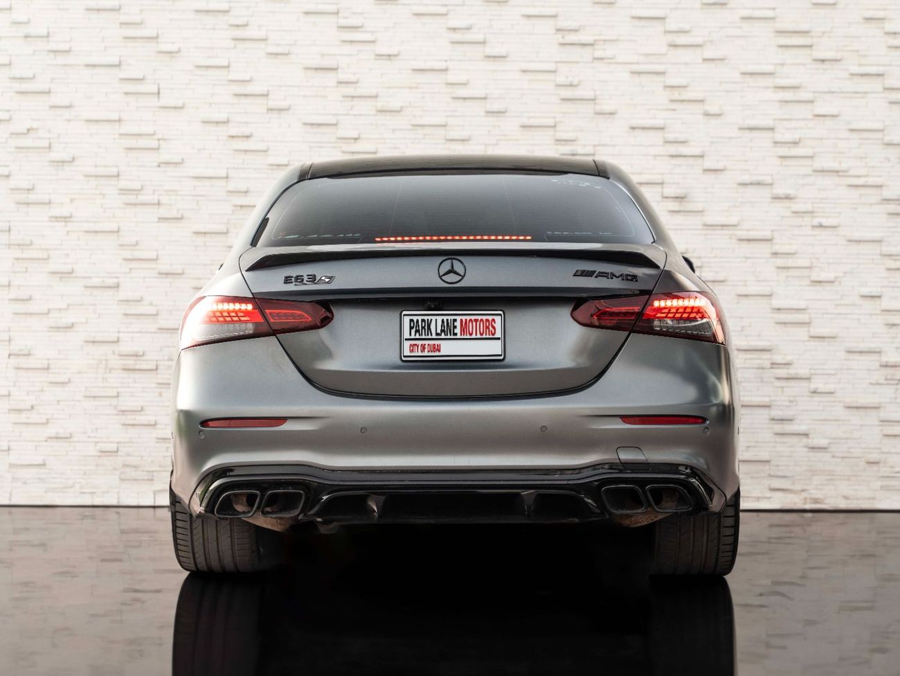 مرسيدس بنز E 63S 4MATIC+ 4.0L