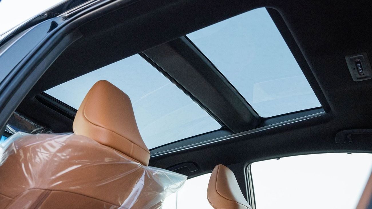 تويوتا كامري 2026 Toyota Camry Lumiere 2.5L AT Hybrid (Black-Tan)