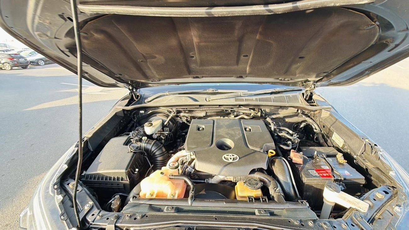 Toyota Hilux 2018| 2.8L DIESEL | AT | RHD | GR ROCCO KIT MODIFIED | GTK 4X4 SPORTS BAR WITH BASKET | ROOF MOUNTED