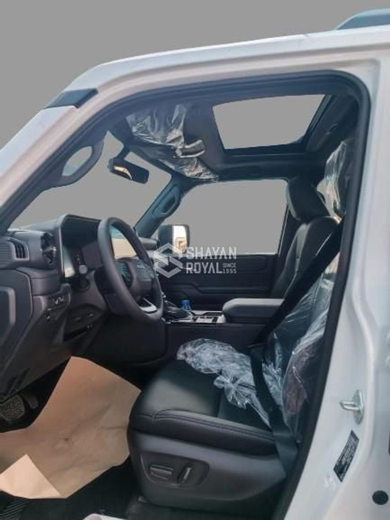 تويوتا برادو LHD 2.4L PETROL ALL ROUNDER-G 4WD AT 7-SEATS 2025MY