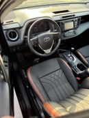 تويوتا راف ٤ GXR 2.5L XLE 4WD Sunroof,leather seats full option