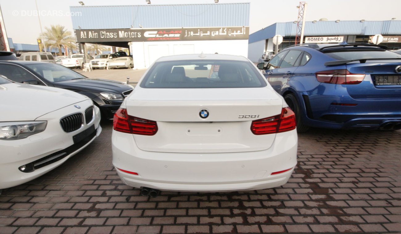 BMW 328i i Sport