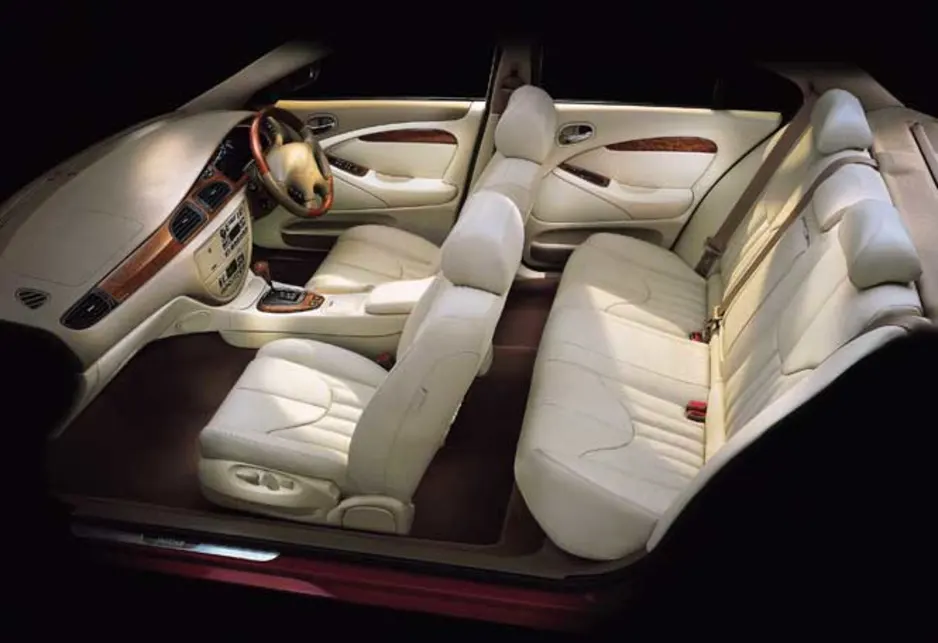 Jaguar S-Type interior - Seats