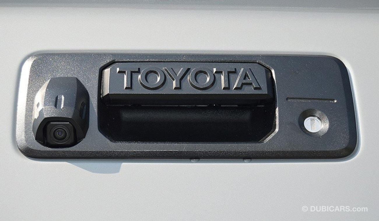 Toyota Tundra Crewmax SR5 2018, 5.7L V8 0km