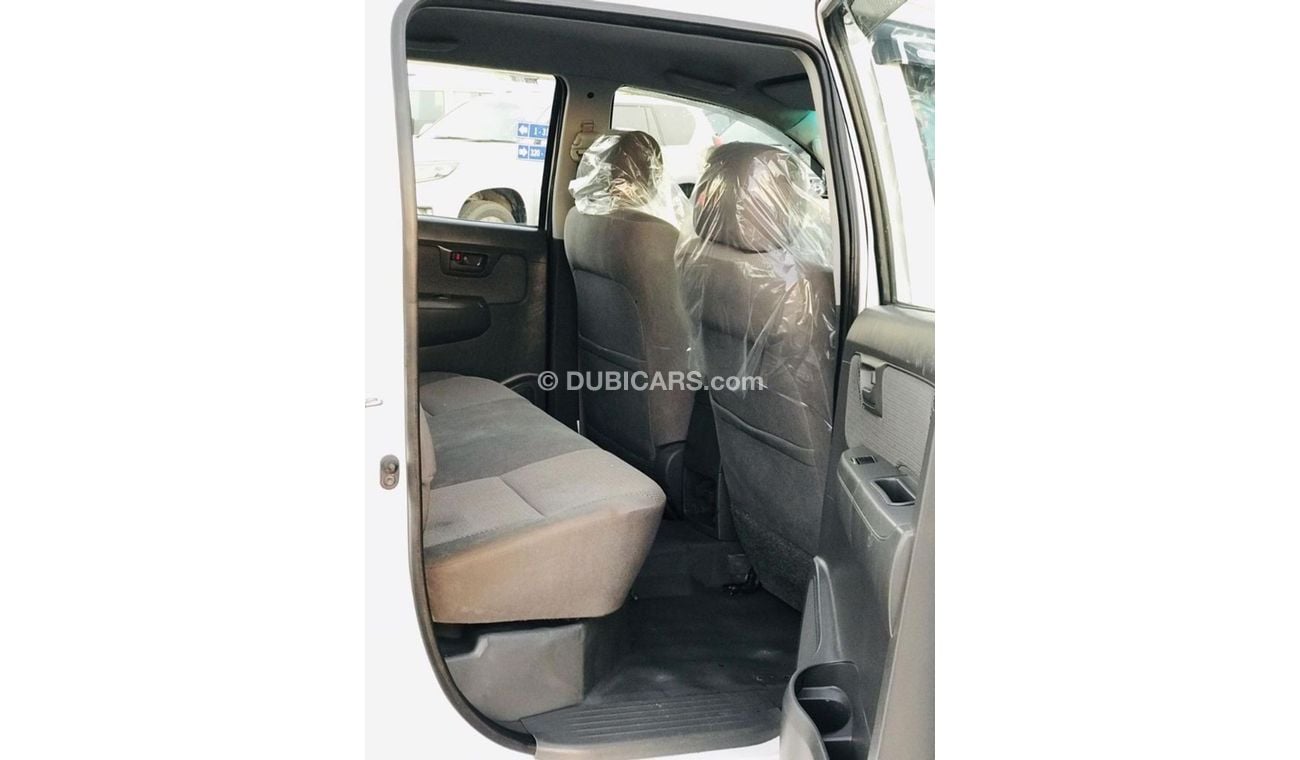 Toyota Hilux Toyota Hilux Diesel Engine Model 2013 white color Very clean and good Condition