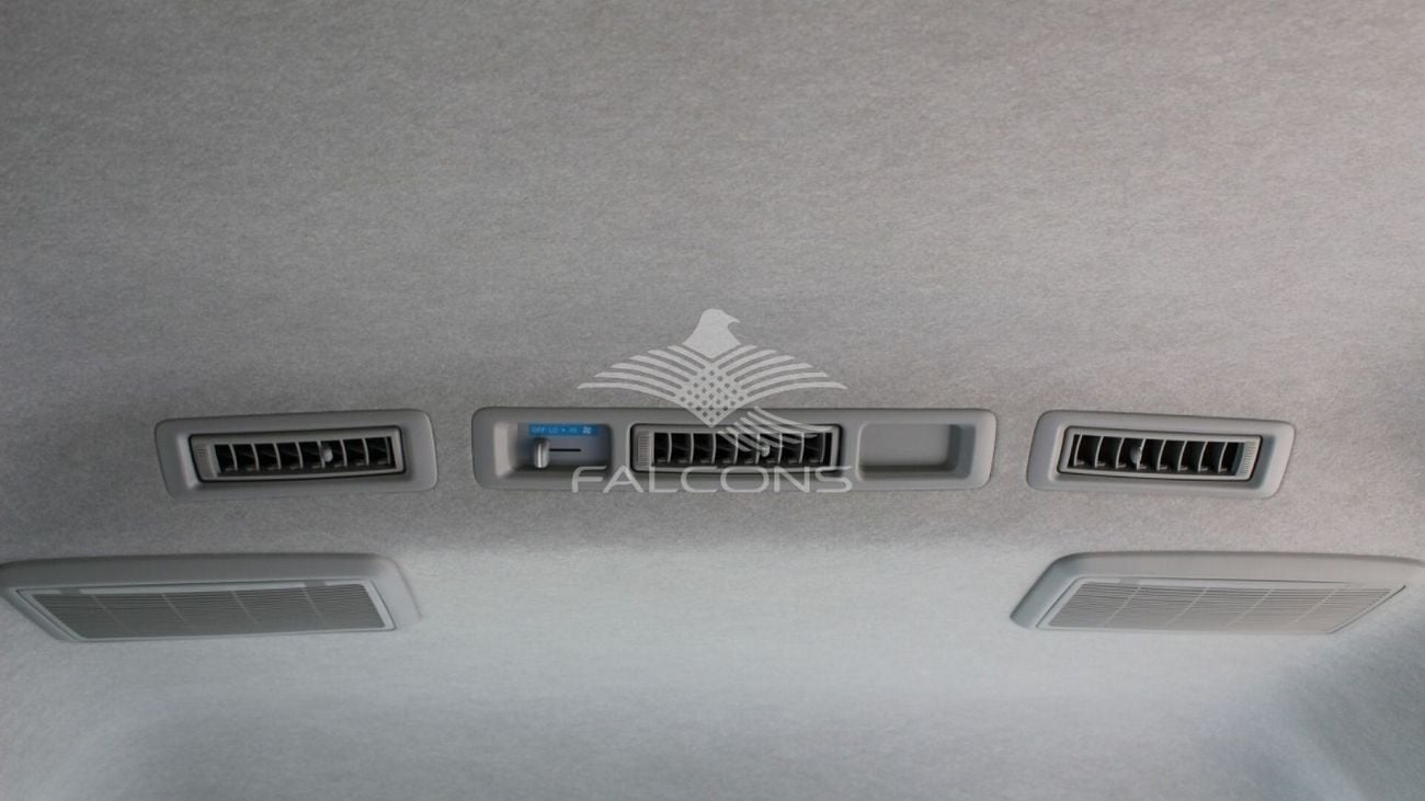 Toyota Hiace Toyota Hiace 2.5L MT 2025 #00M33