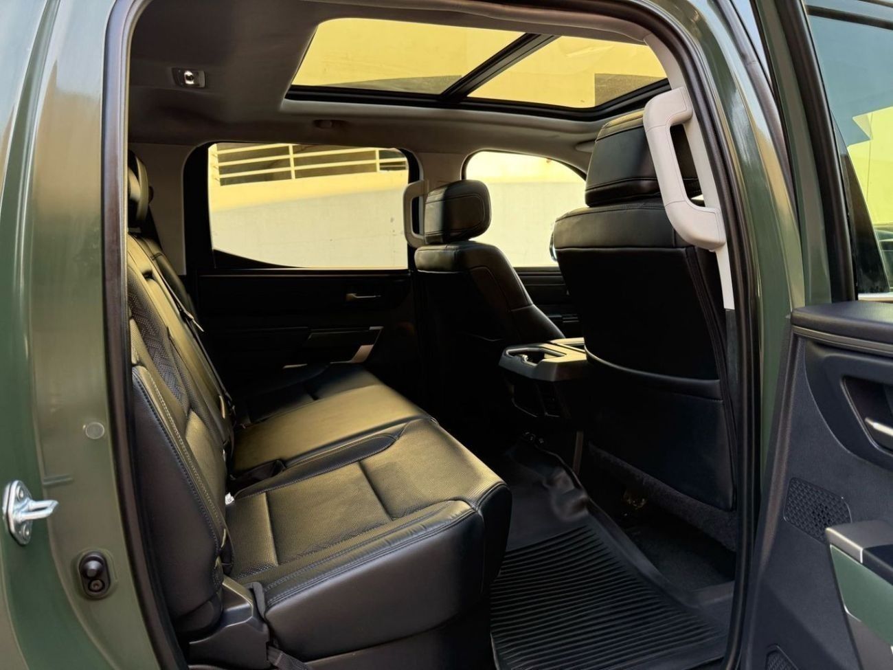 Toyota Tundra TOYOTA TUNDRA LIMITED| 3.5 TWIN TRUBO | FULL OPTION | PANORAMIC | UAE PASS | 4X4