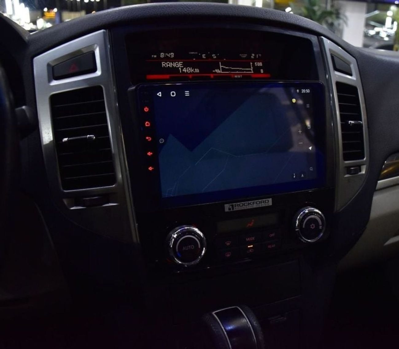 ميتسوبيشي باجيرو EXCELLENT DEAL for our Mitsubishi Pajero GLS ( 2016 Model ) in Gold Color GCC Specs