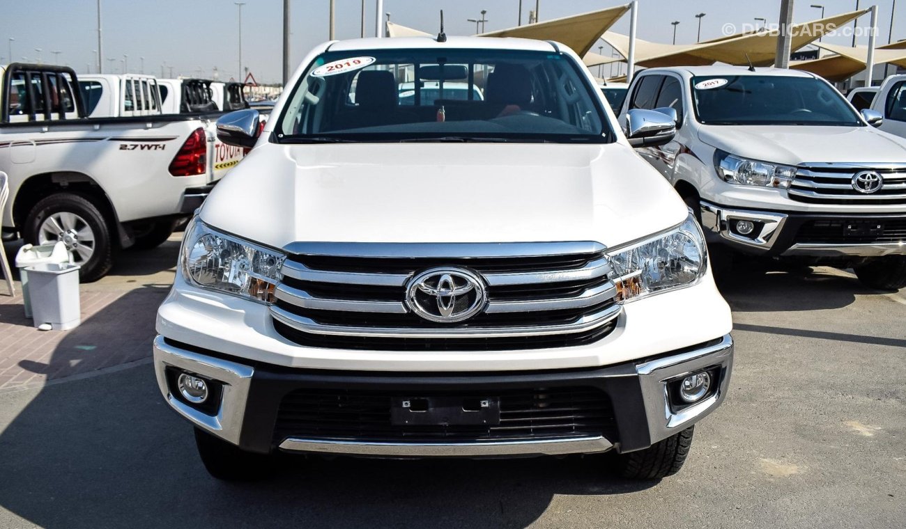 Toyota Hilux GLX 2.7 VVT-i 4X4