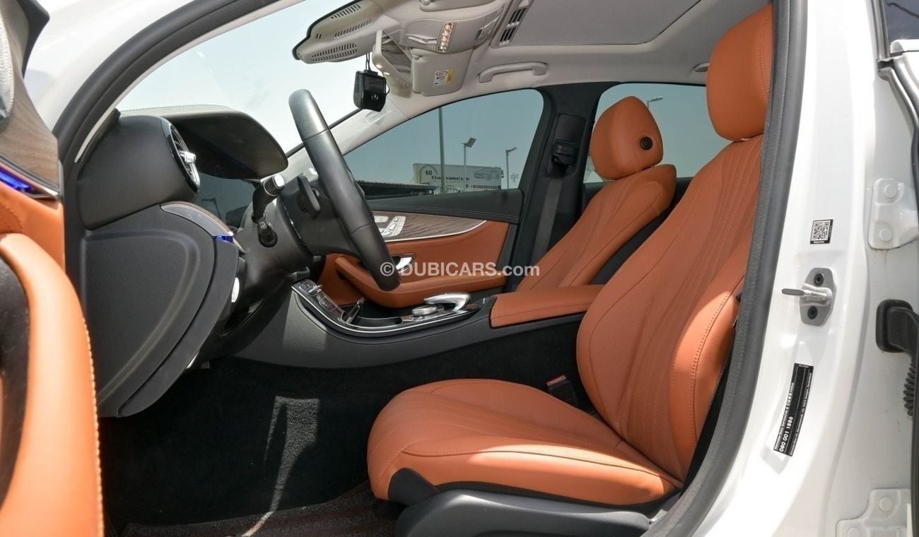 Mercedes-Benz E300 4M