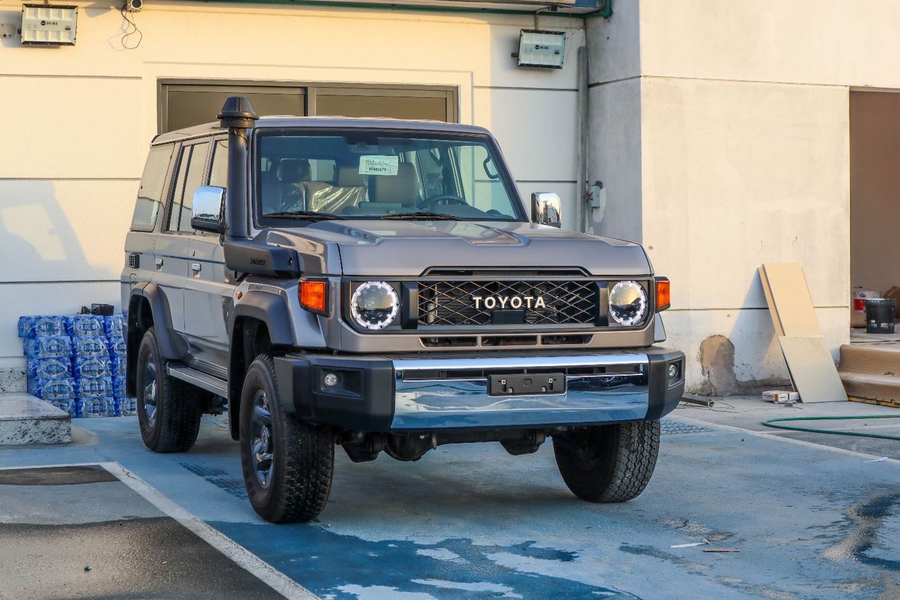 Toyota Land Cruiser 70 toyota land cruiser hardtop 4.0L 2024 model
