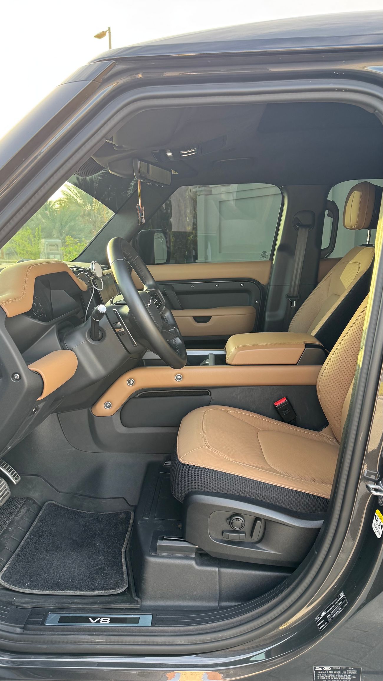 لاند روفر ديفندر