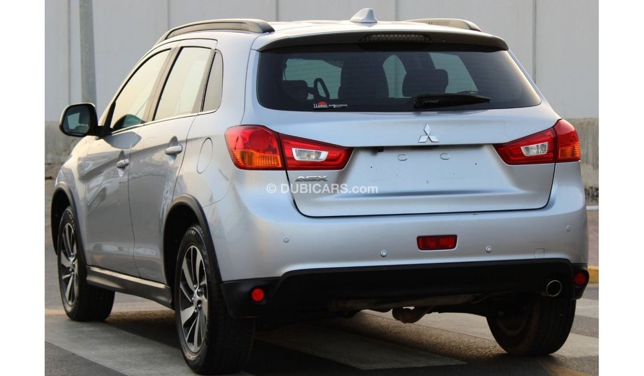 Mitsubishi ASX Mitsubishi ASX 2017 GCC in excellent condition without accidents No. 2 very  from clean inside and o