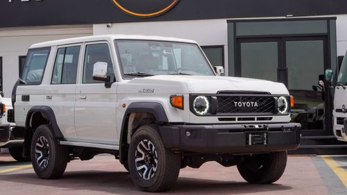 Toyota Land Cruiser 70 LX 4.0 L V6