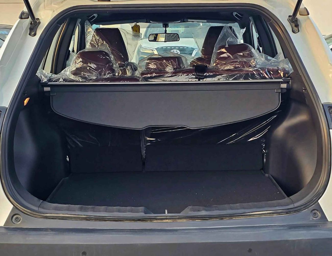 تويوتا كورولا كروس HYBRID /1.8L A/T / FULL OPTION / SUNROOF, LEATHER/ 17" ALLOY WHEELS/CODE#XLE