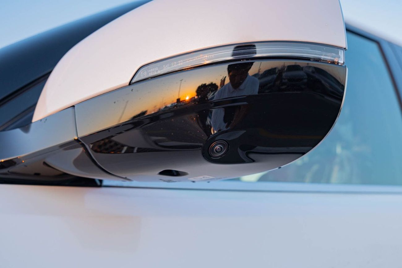 Nissan Patrol 2026 Nissan Patrol SE Platinum 3.8L AT Petrol White (Export Only)