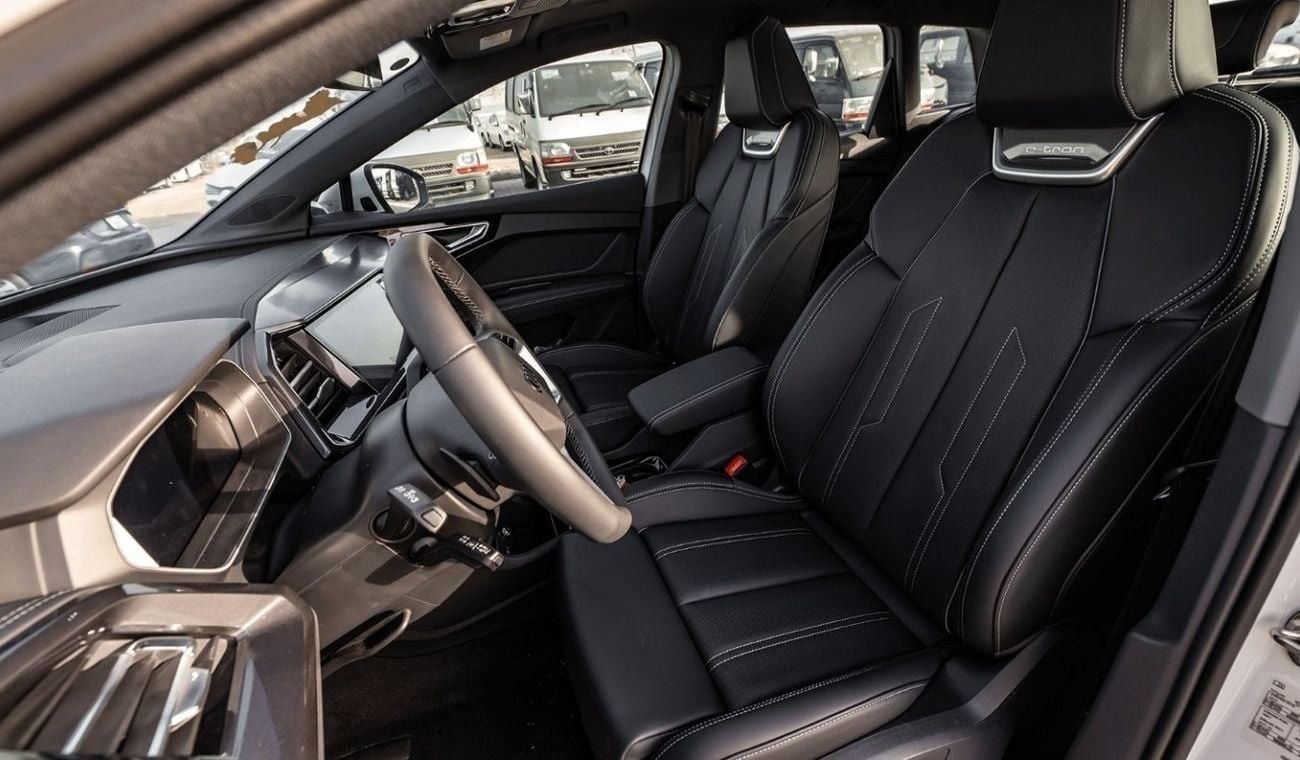 Audi Q4 2025 | AUDI E-TRON Q4 TOP VERSION [ EXPORT ONLY ]