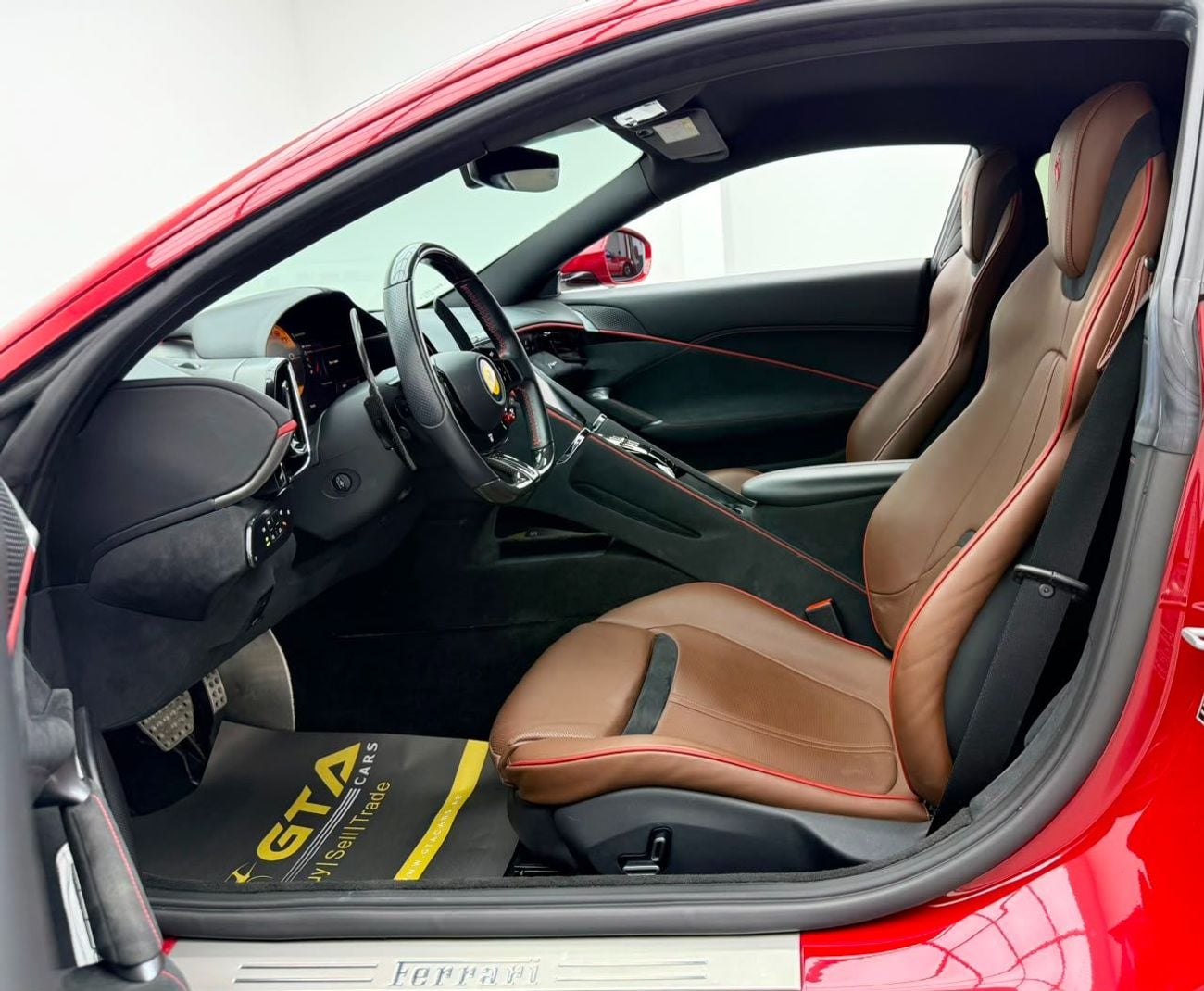 Ferrari Roma STD 2021 Ferrari Roma, 2028 Ferrari Warranty + Service Pack, Full Ferrari Service History, Low Km, GCC