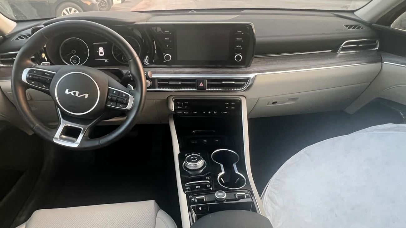كيا K5 LX