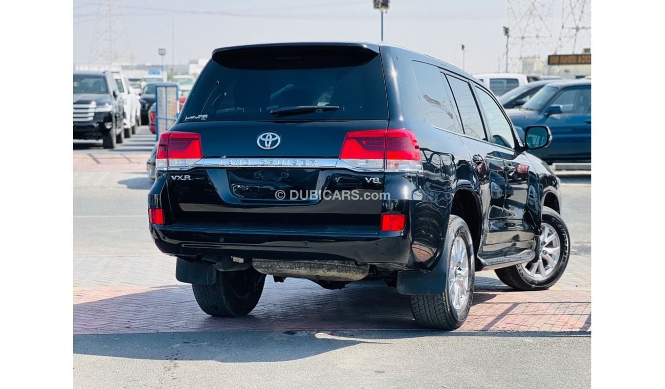 Toyota Land Cruiser VXR