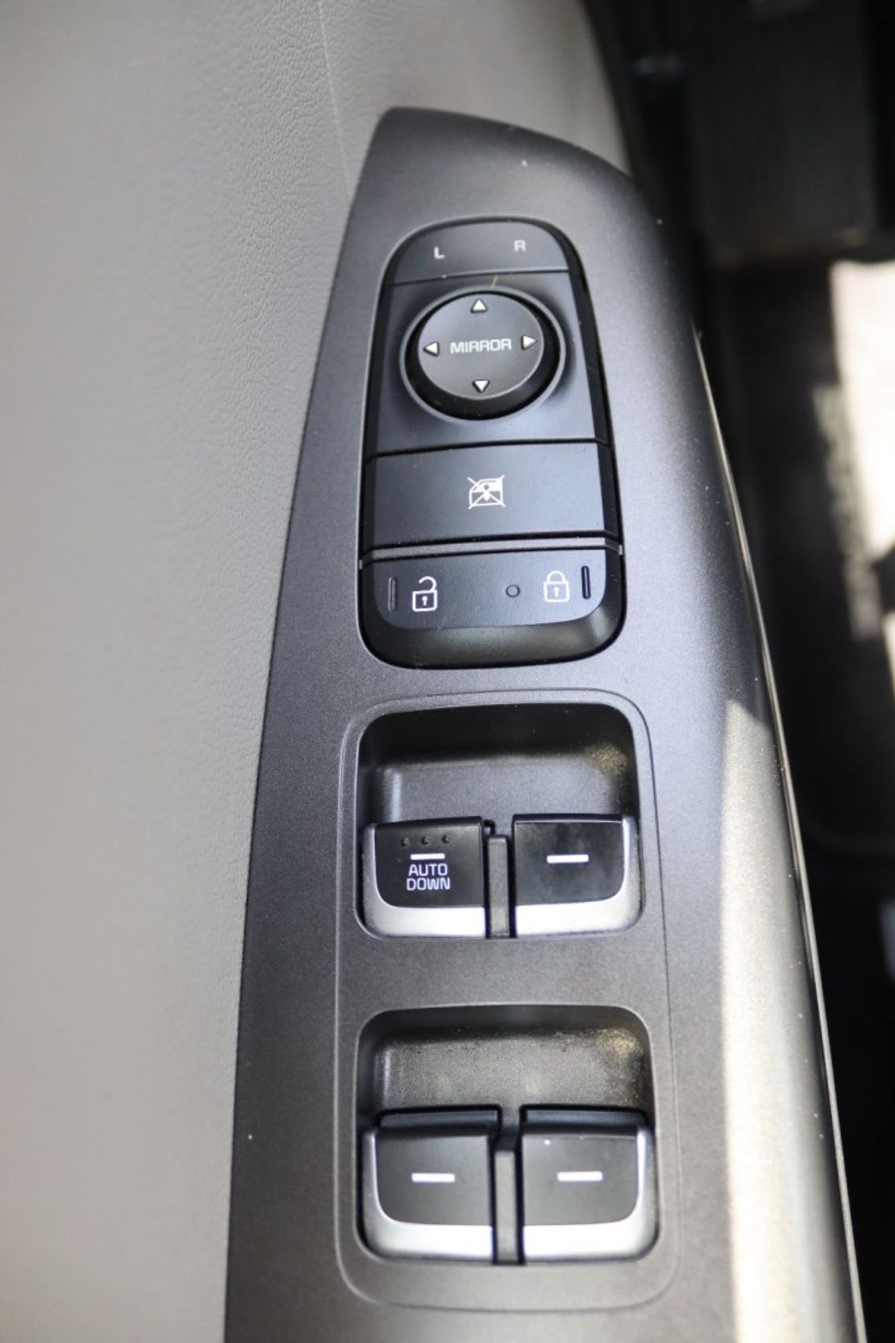 Kia Sportage LX 1.6L FWD