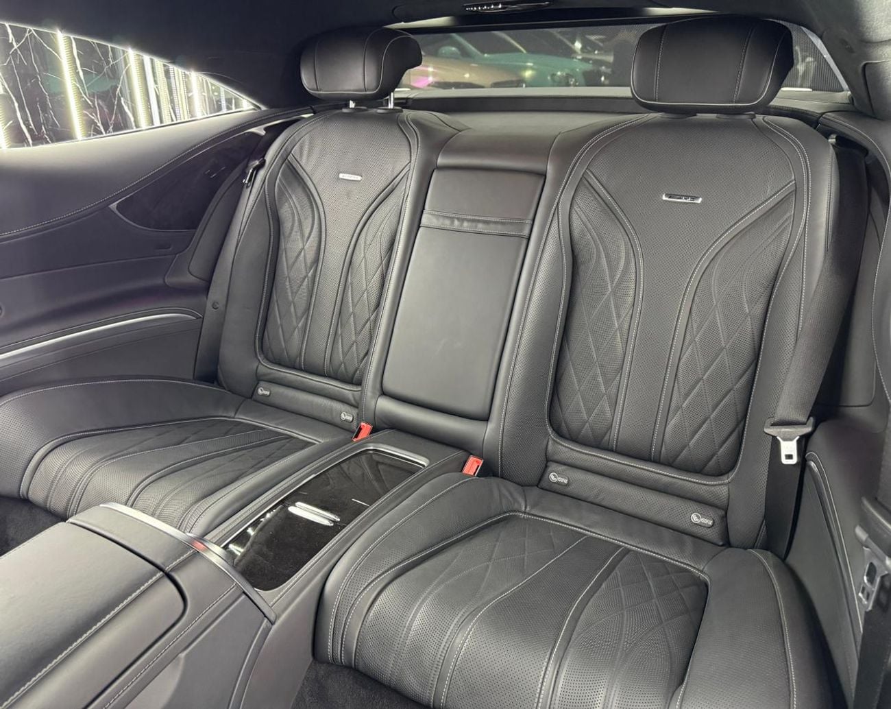 Mercedes Benz S63 AMG 5.5 L V8