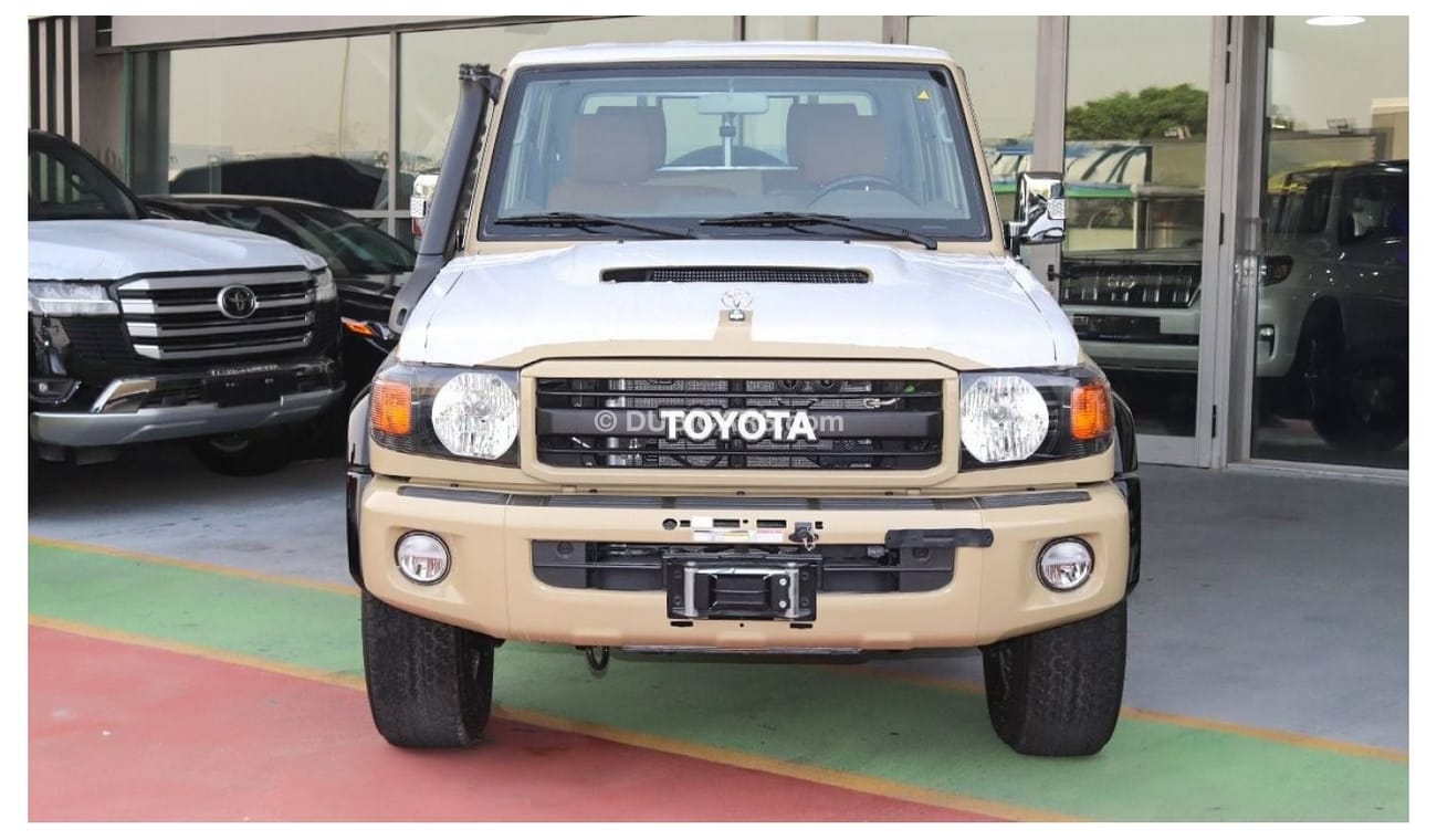 Toyota Land Cruiser Pick Up DC 4.5 V8 ANIVERSARY 23/23 FOR EXPORT