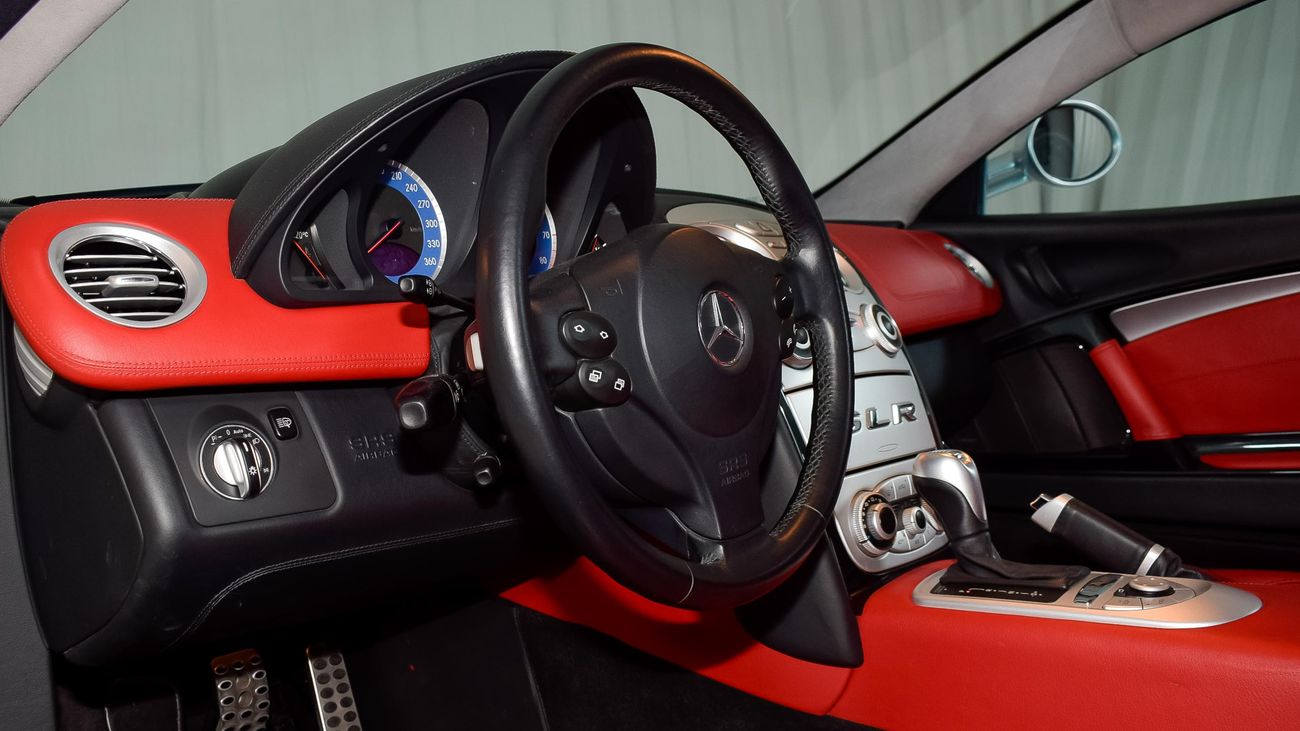 Mercedes-Benz SLR McLaren