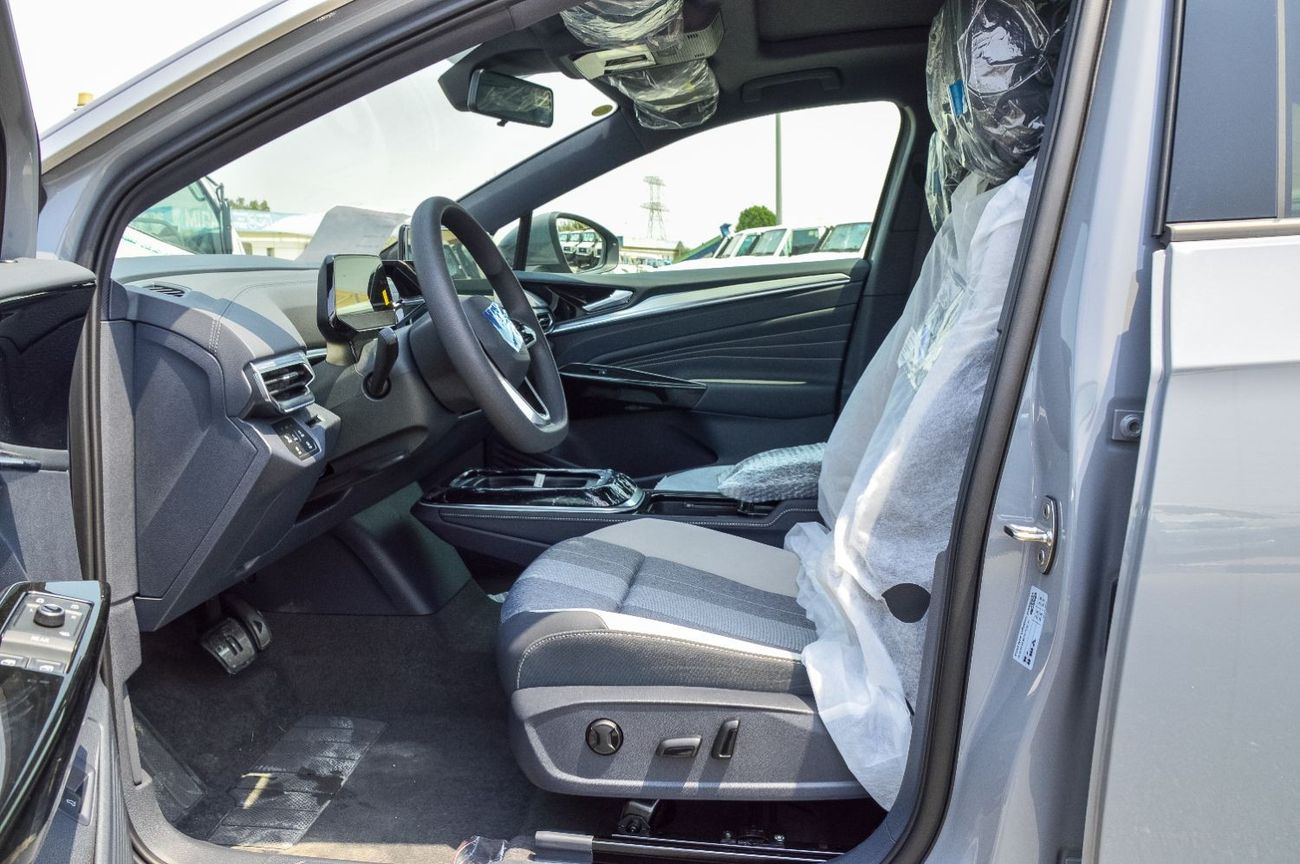 Volkswagen ID.4 Crozz VOLKSWAGEN ID.4 CROZZ PURE PLUS 2022 | Battery 84.8kWh | Seats 5 | Drive type RWD | Motor Power 150 